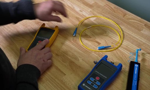 Fiber Optic Power Meter for Fiber Optic Technician