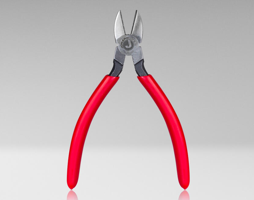 Diagonal Tapered Nose Cutting Pliers for VDV Systems
